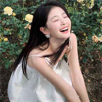 接近无限的白
